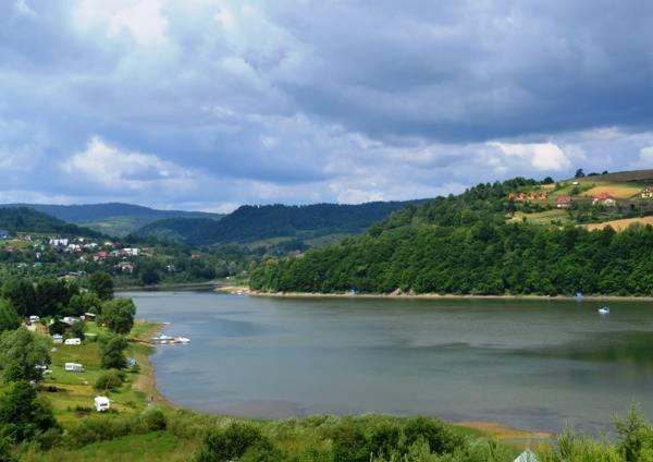 Domki Zlota Rybka Nad Jeziorem Solinskim Zawóz Exterior foto